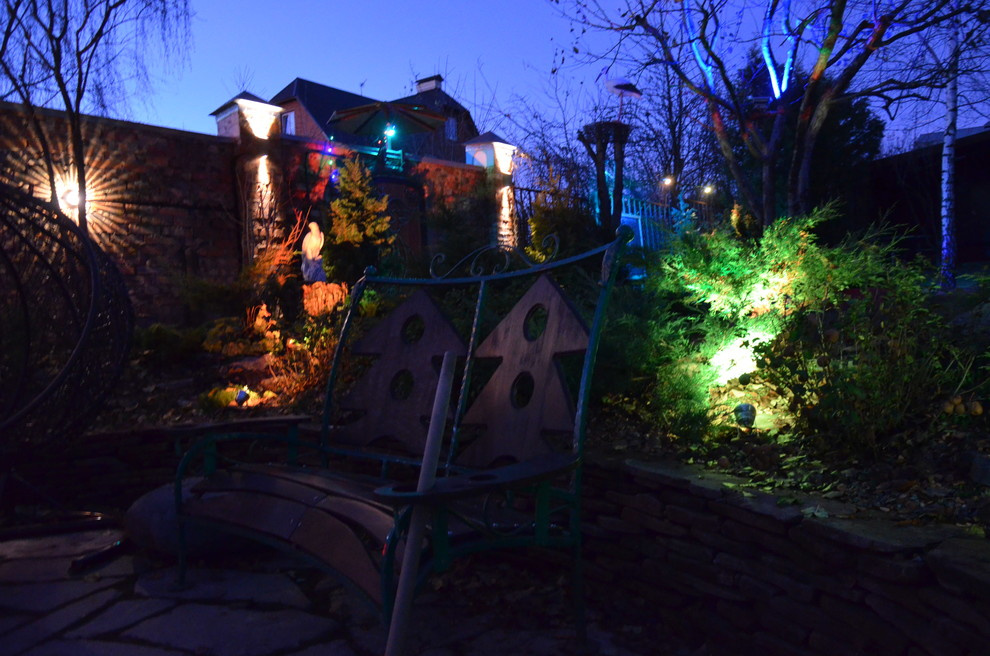 Декоративное  освещение сада
