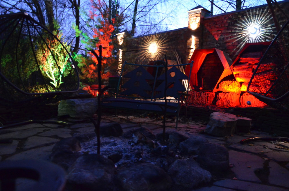 Декоративное  освещение сада