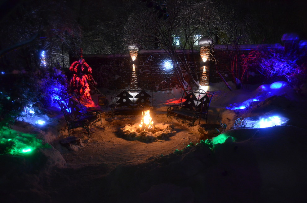Декоративное  освещение сада