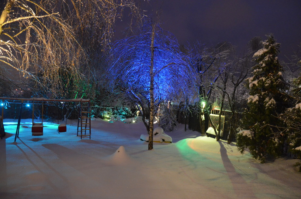 Декоративное  освещение сада