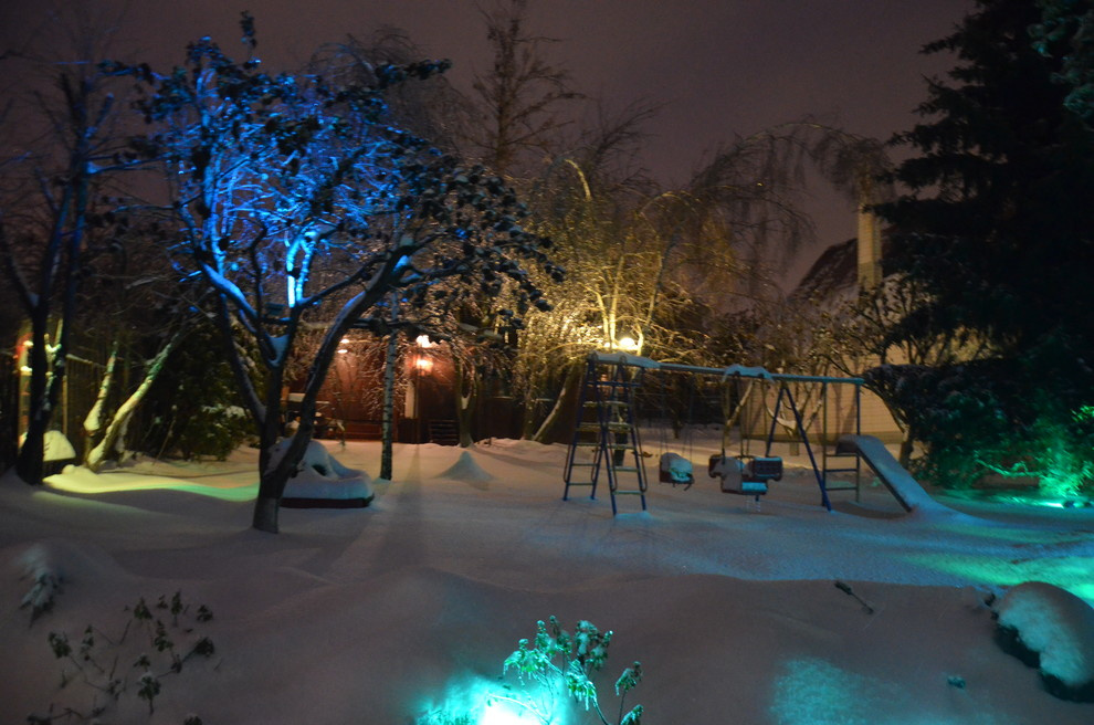 Декоративное  освещение сада