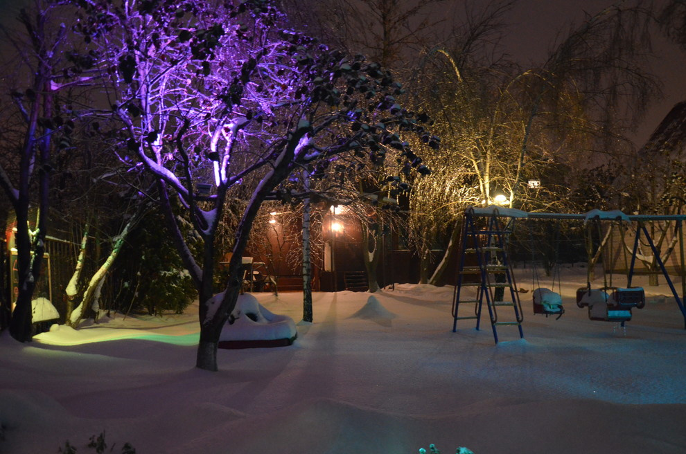 Декоративное  освещение сада