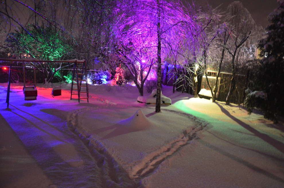 Декоративное  освещение сада