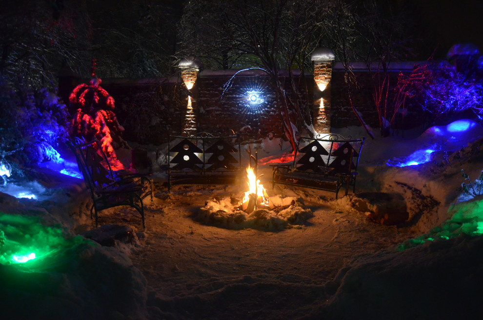 Декоративное  освещение сада