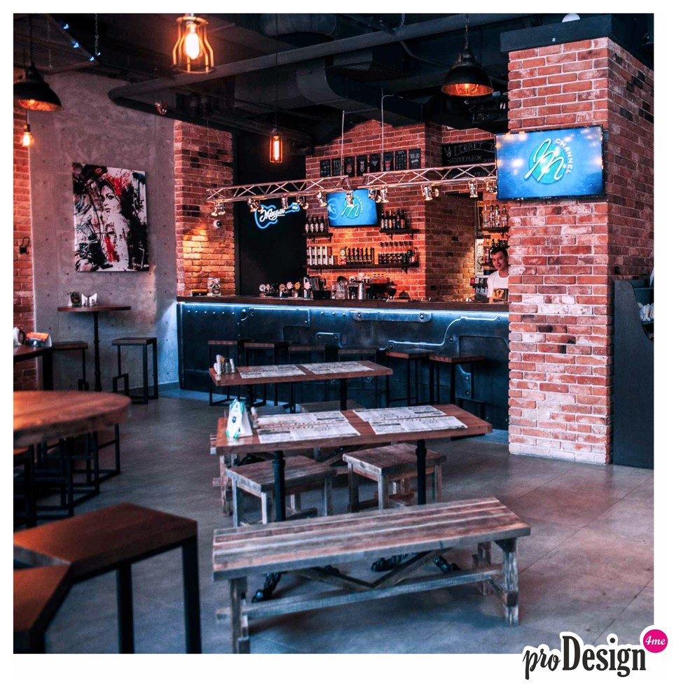 Кафе-паб "Гвозди"