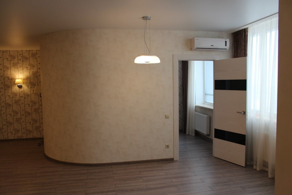 Перепланировка студии, выделение спальни.