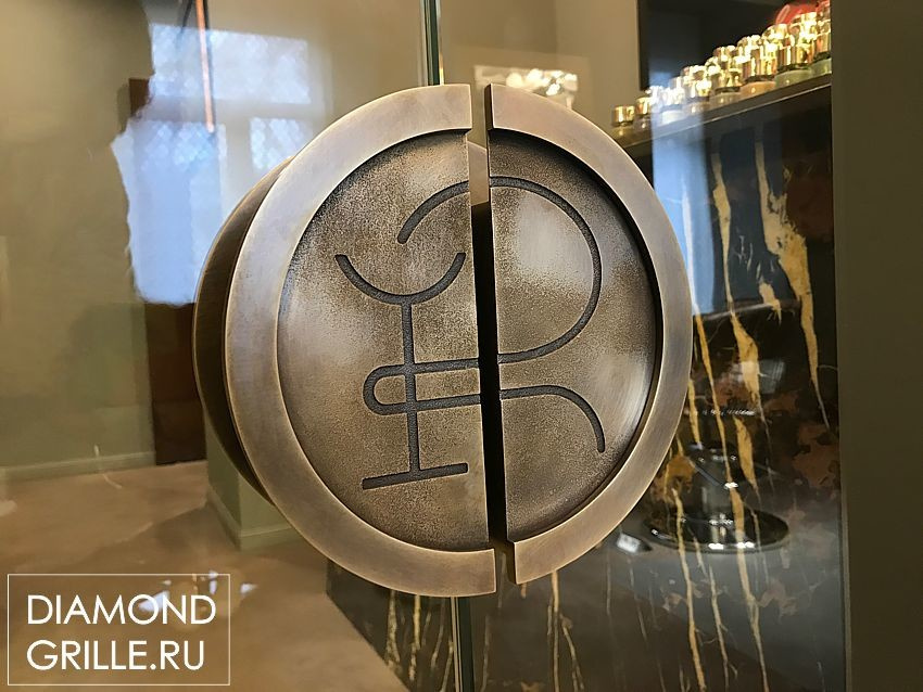 Ручки из латуни для косметологической клиники Remedy Lab