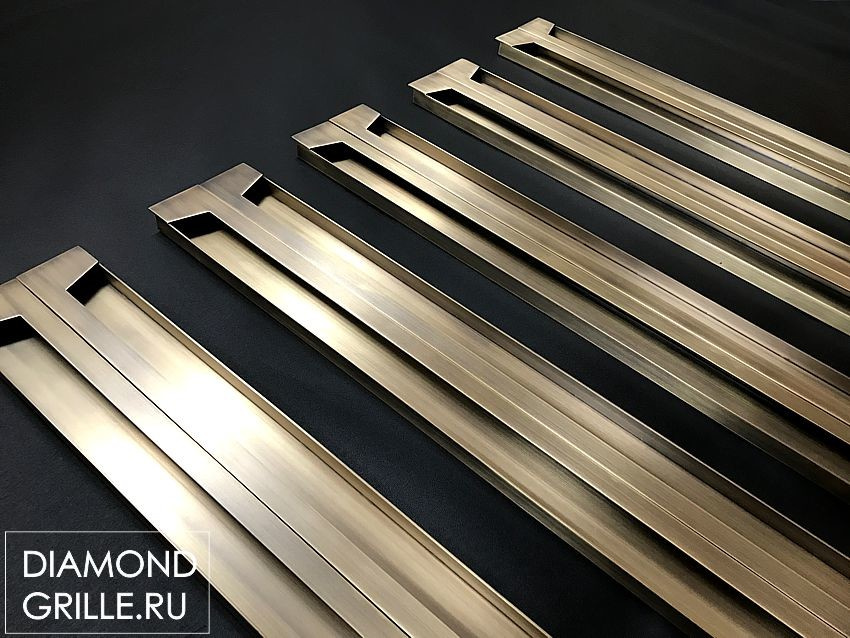 Латунные ручки для гардероба