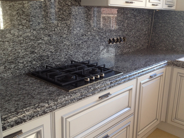 Столешницы из гранита