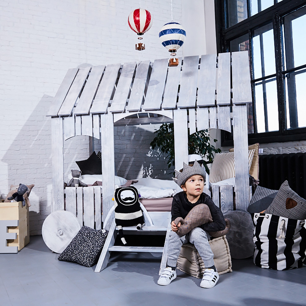 Кроватка-дом на колесах