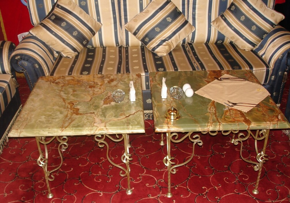 Столешницы из оникса