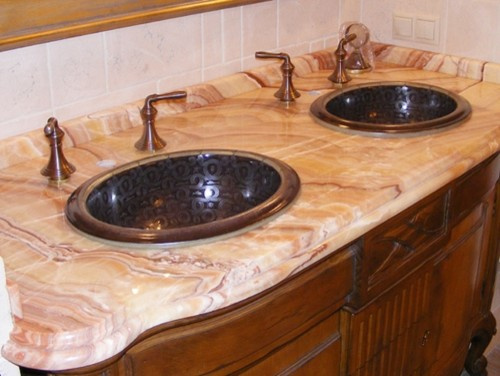 Столешницы из оникса