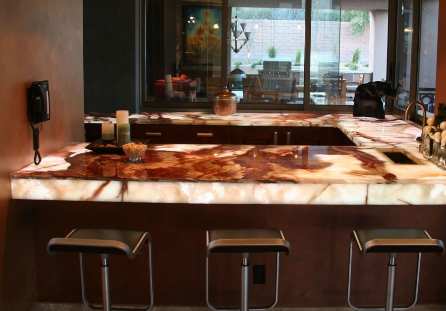 Столешницы из оникса