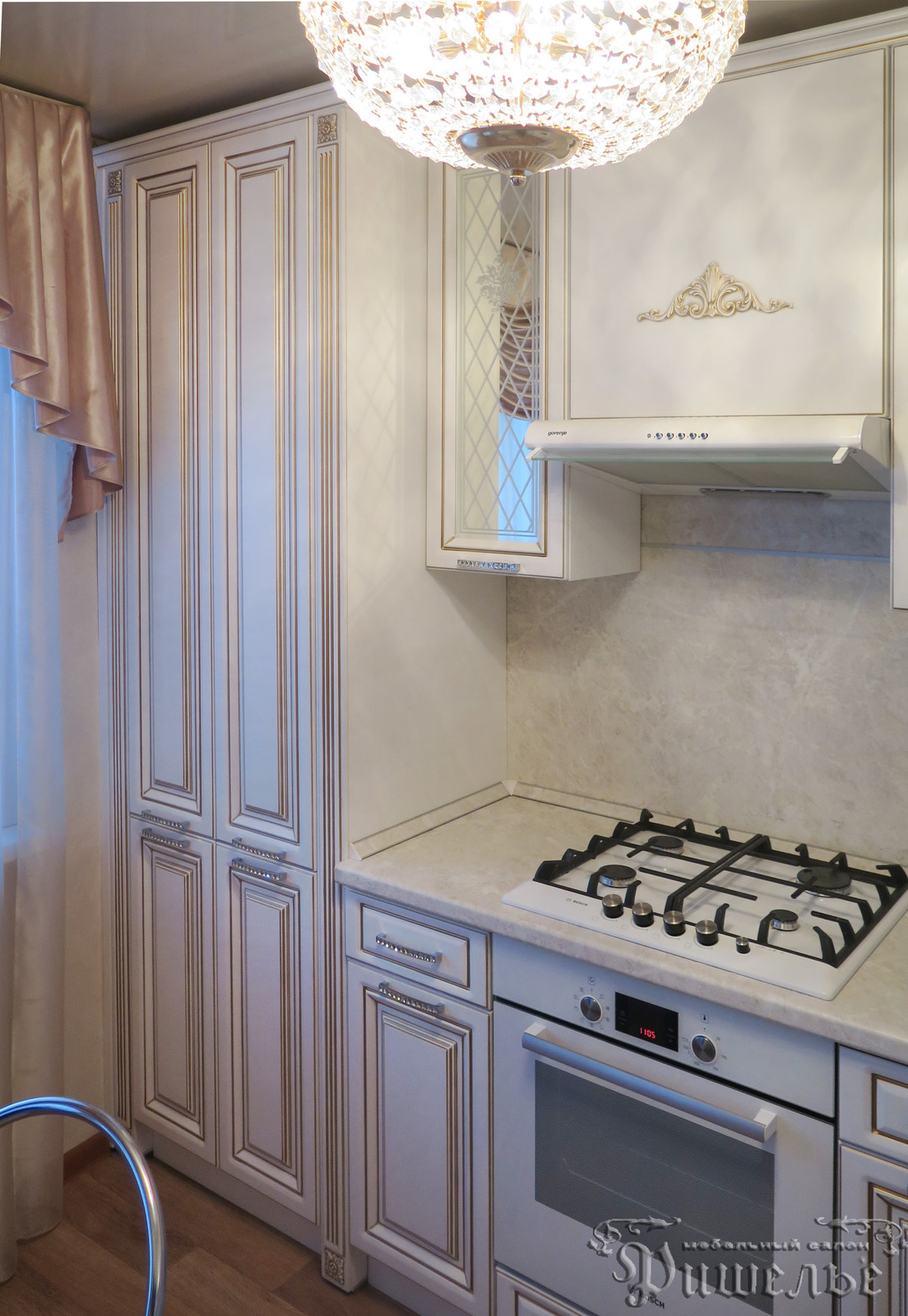 Кухня в классическом стиле в квартиру по ул. Цюрупы 1