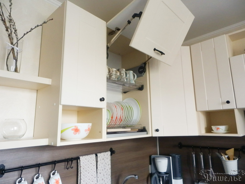 Небольшая кухня в скандинавском стиле по ул. Комсомольской, 47