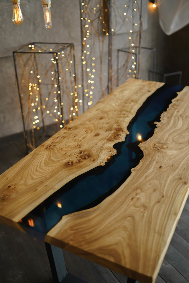 Стол Река  (каповый карагач)