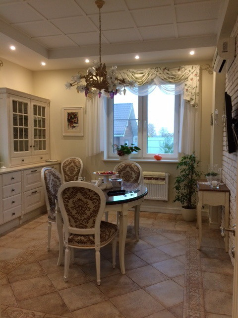 Кухня-столовая (вид 2)