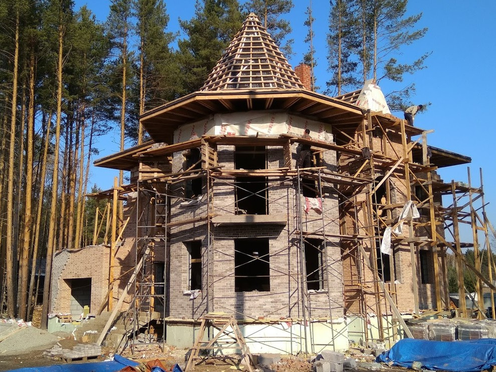 дом в пригороде