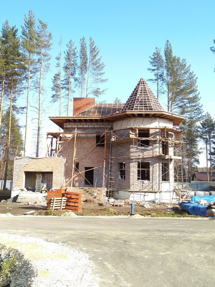 дом в пригороде