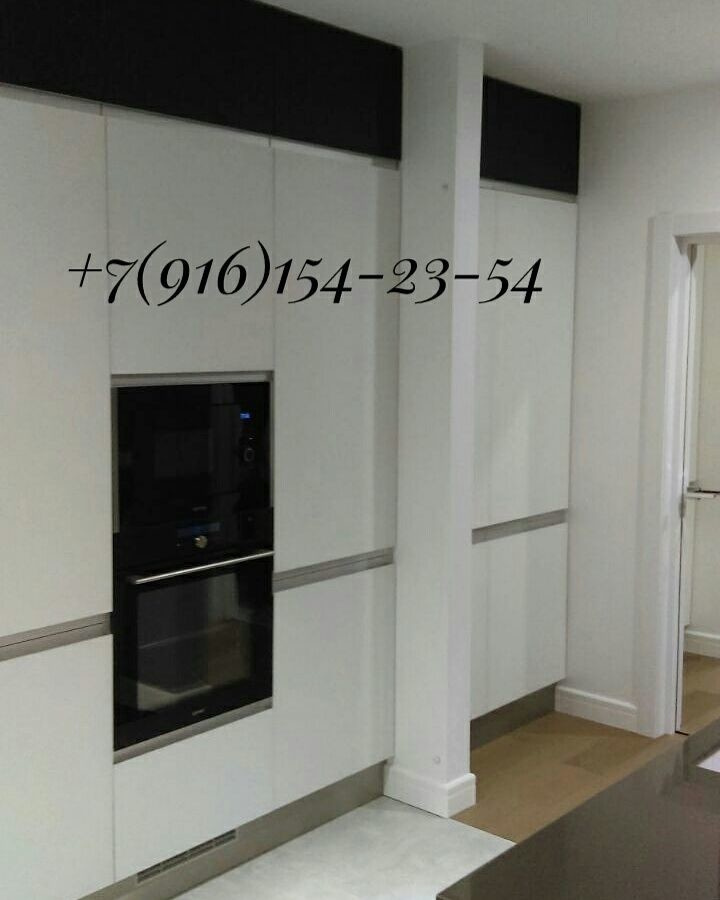 Кухня белая  Вешки