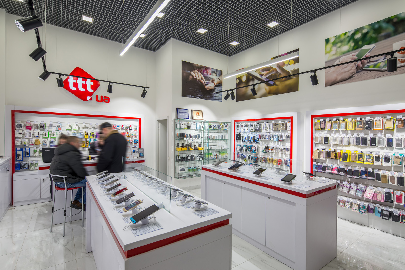 ttt — Освещение для магазина смартфонов и аксессуаров