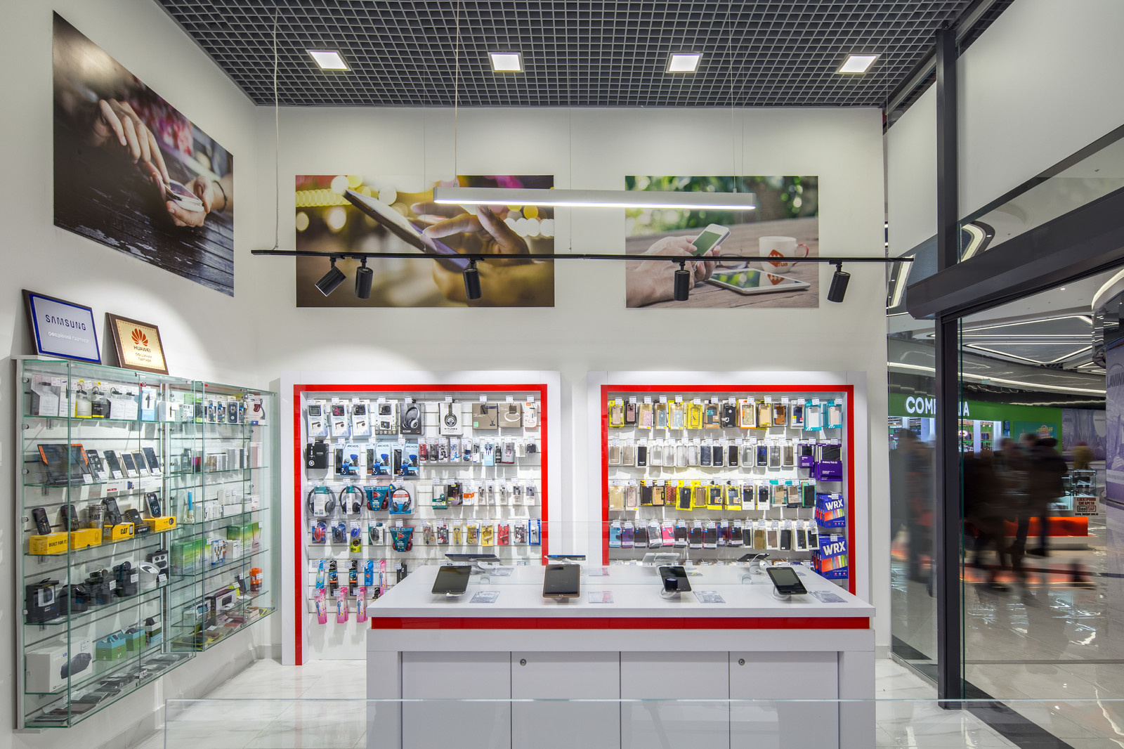ttt — Освещение для магазина смартфонов и аксессуаров