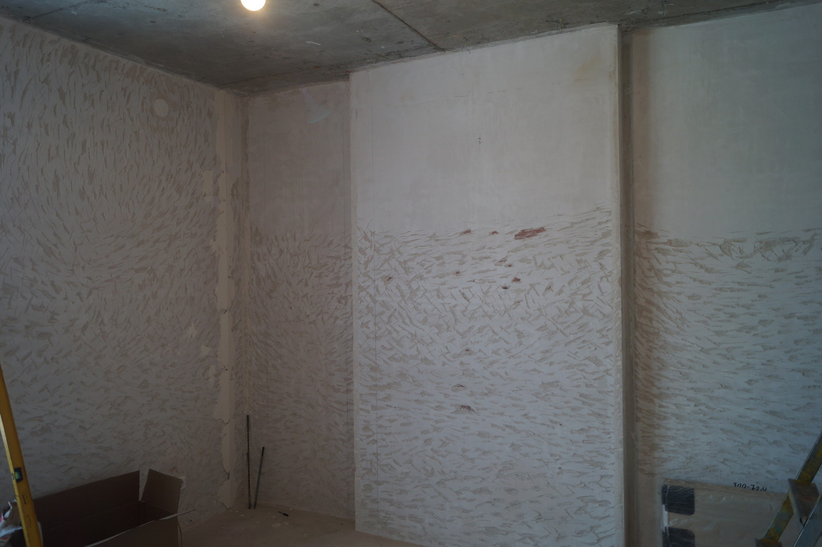 Технадзор качества выравнивания стен и потолка