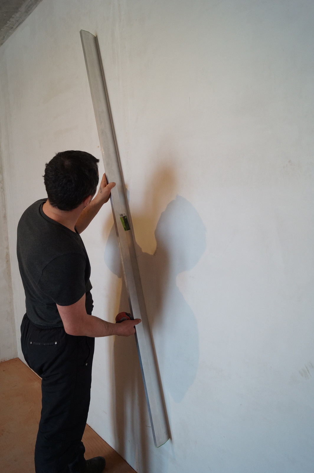 Технадзор качества выравнивания стен и потолка