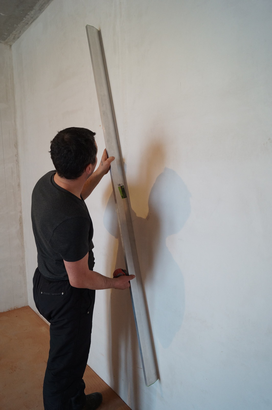 Технадзор качества выравнивания стен и потолка