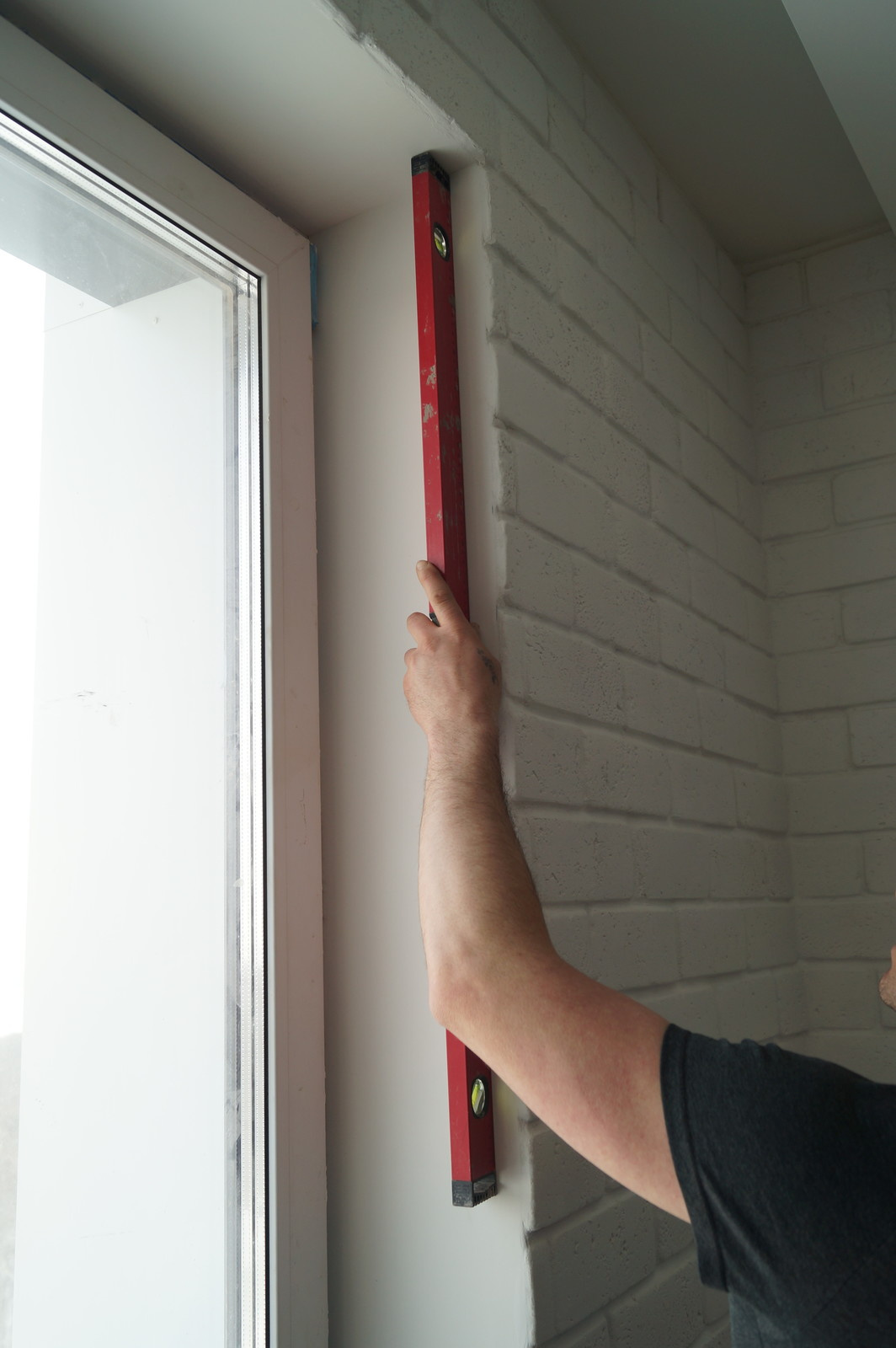 Технадзор качества выравнивания стен и потолка