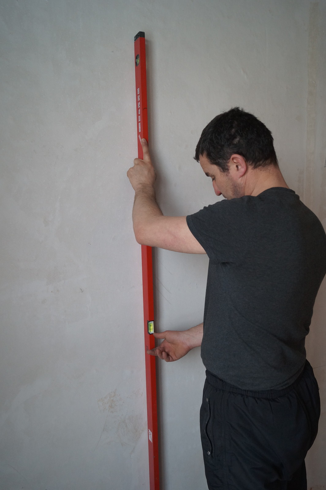 Технадзор качества выравнивания стен и потолка