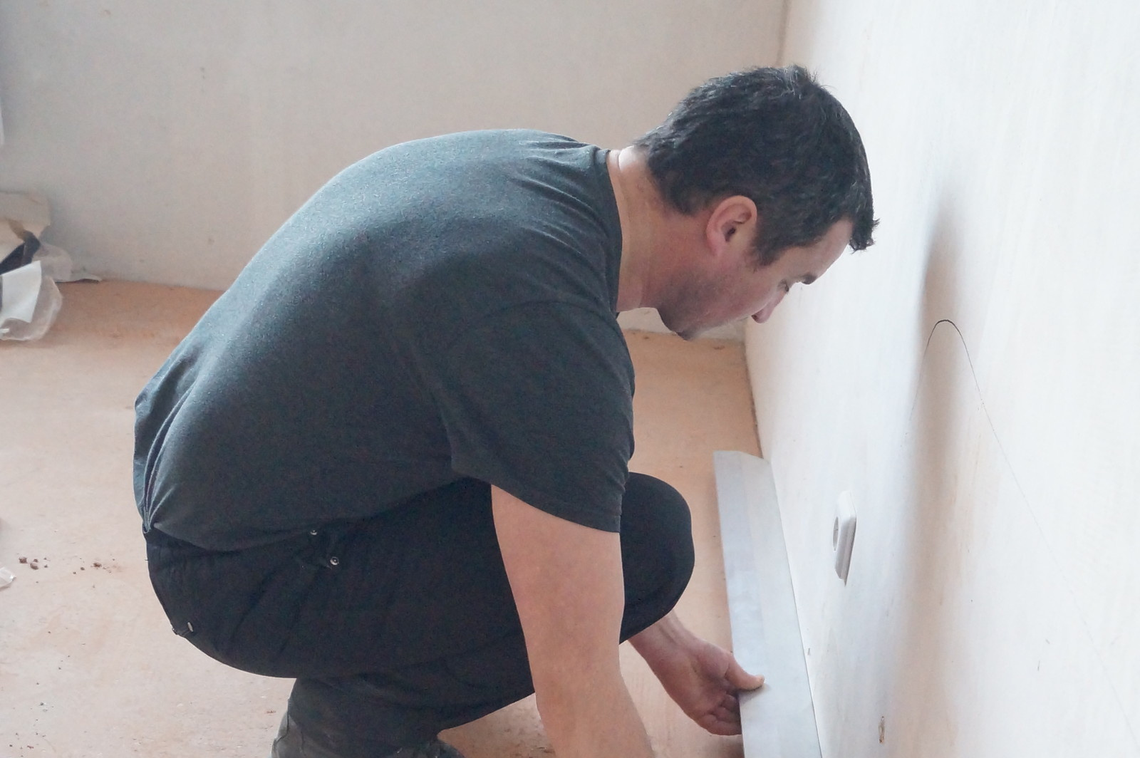 Технадзор качества выравнивания стен и потолка