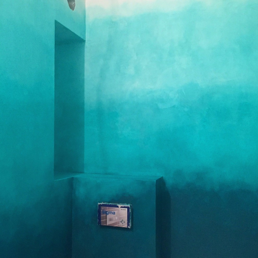 Обложка проекта: Бирюзовый градиент в ванной комнате