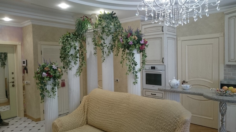 Колонны из гипса, по индивидуальному заказу.