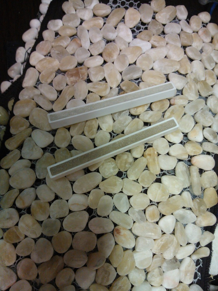 Обложка проекта: Ванная в мансарде дома. рядом спальня