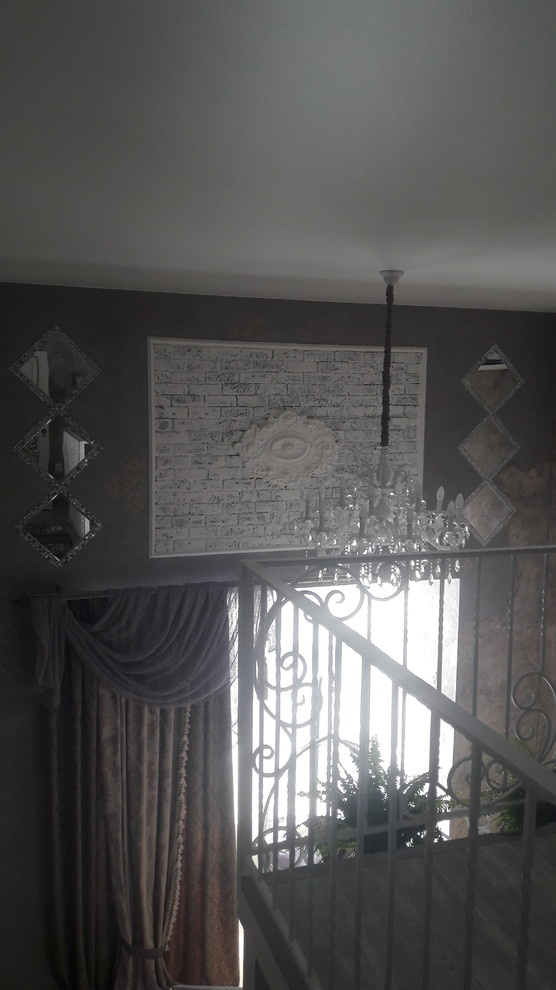 Двухэтажная спальня в загородном доме