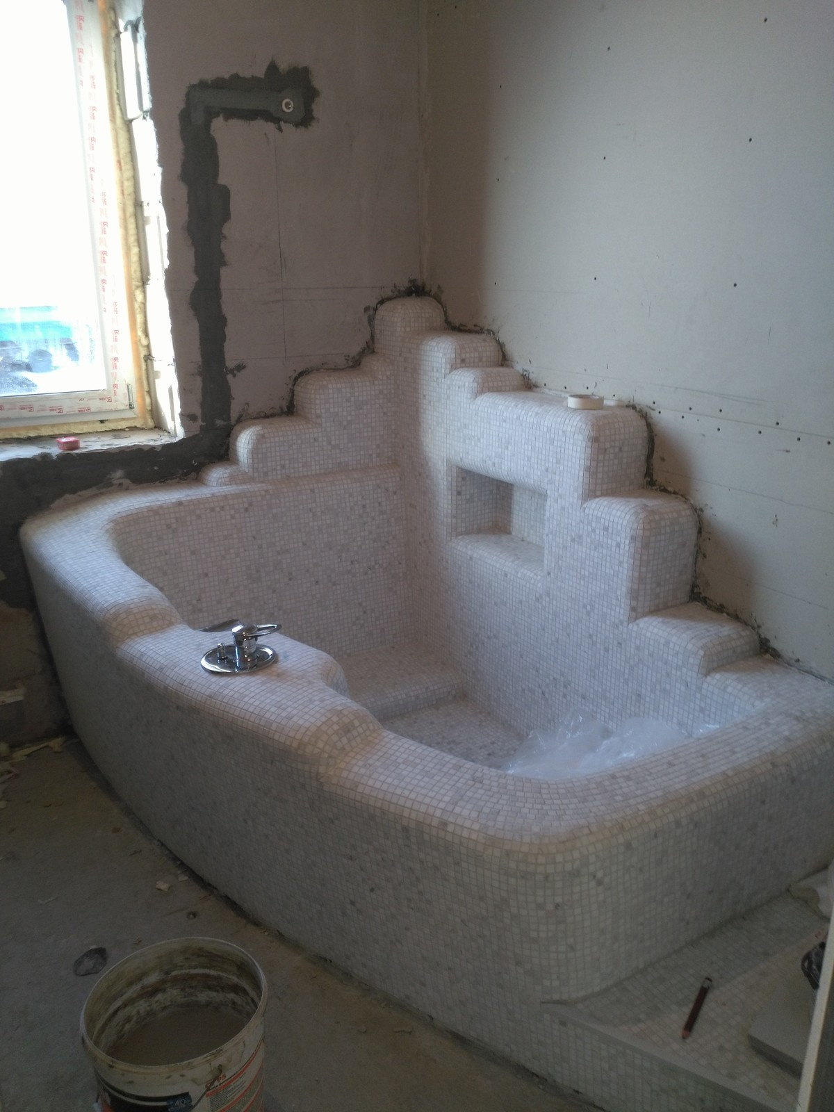 Обложка проекта: Чаша для ванной в частном доме