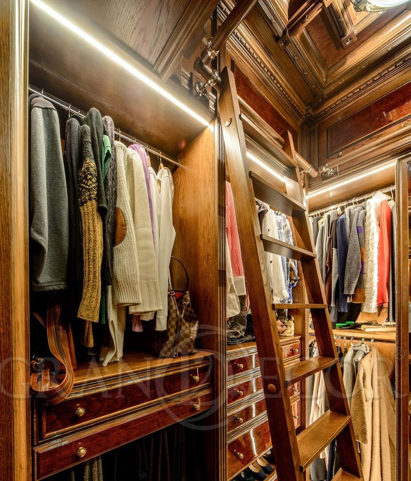 Гардеробная "шкатулка" из дерева