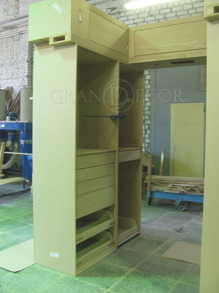 Гардеробная "шкатулка" из дерева