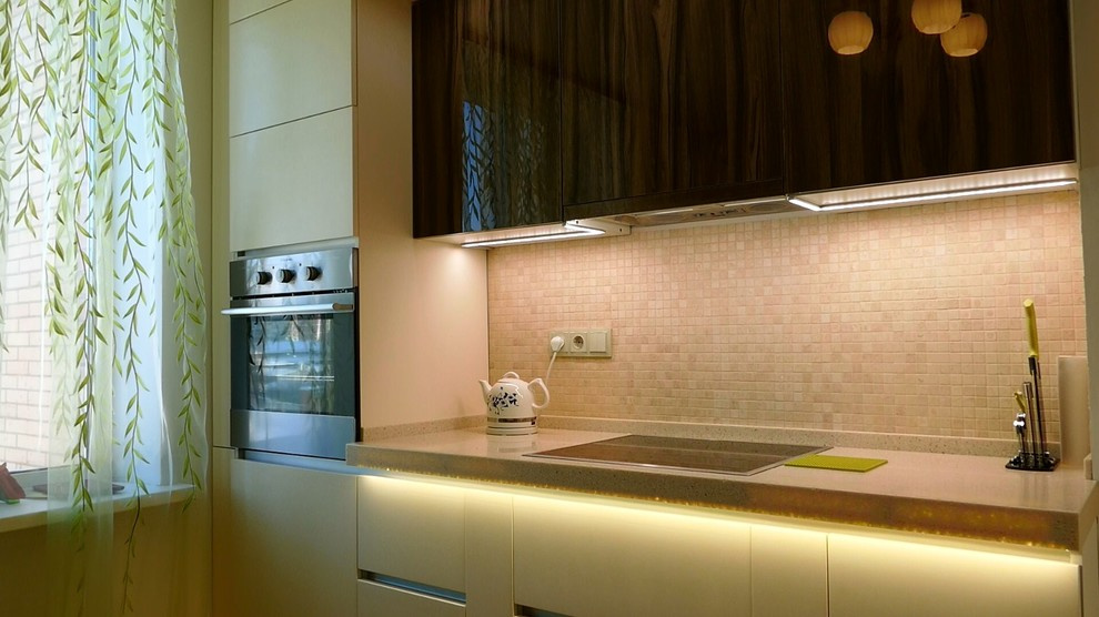 Обложка проекта: Подсветка кухонного гарнитура