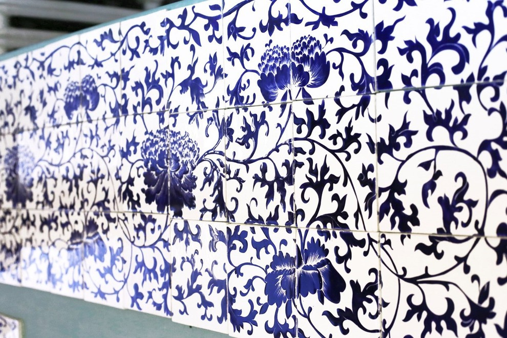 Фартук с использованием старинного китайского орнамента.