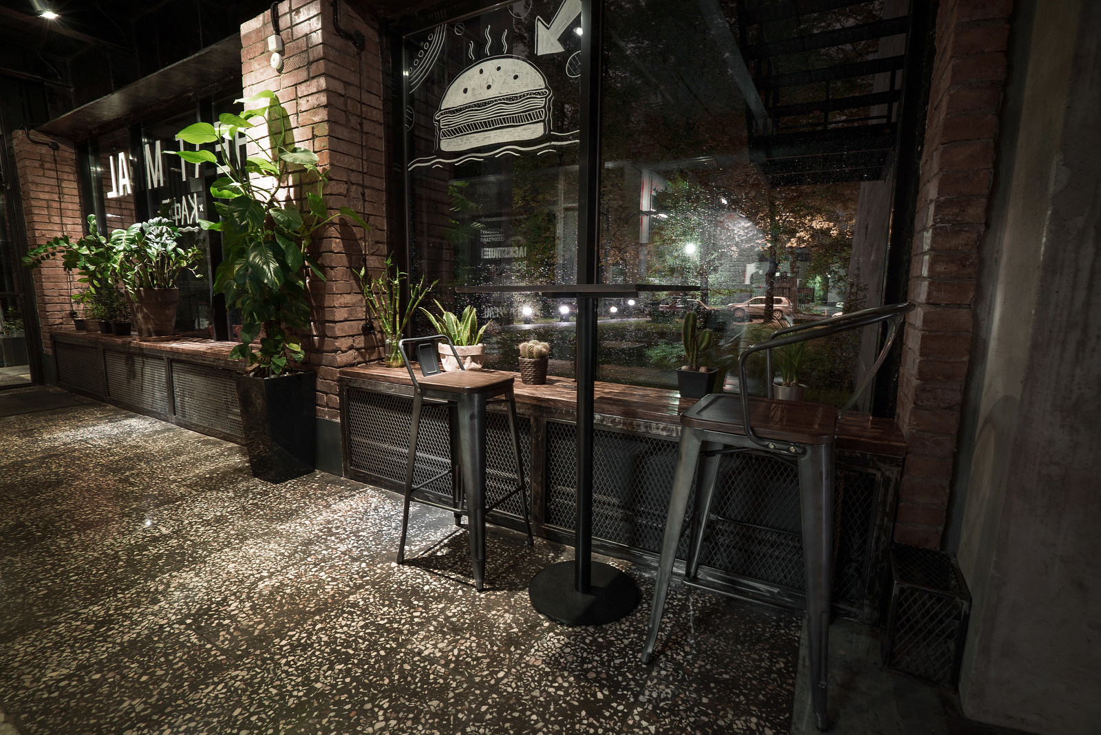 Кафе Cheat Meal (при Backstage Crossfit)