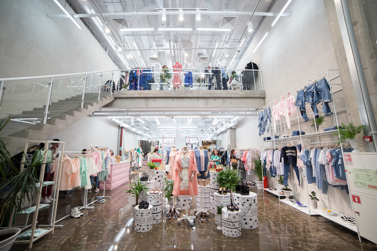 Concept-store "OPENING"