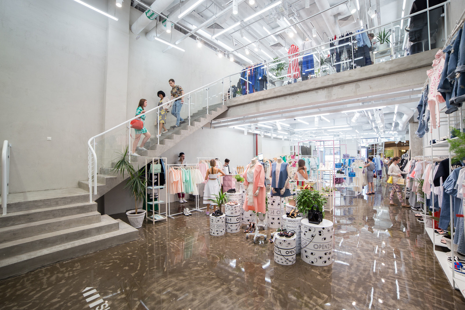 Concept-store "OPENING"