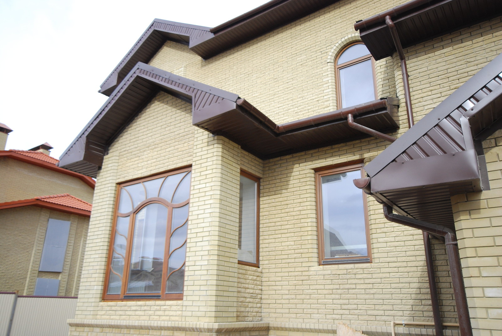 Окна из дерева от производителя