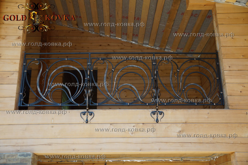 Лестничный марш (перила внутри дома)