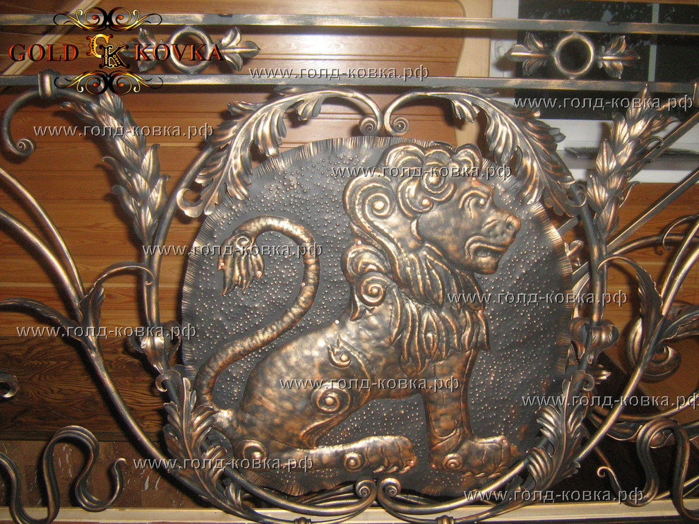 Лестничный марш (перила внутри дома)