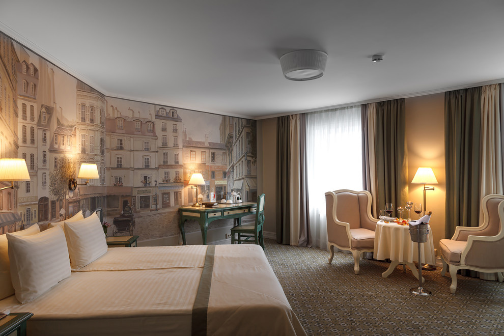 Отель Реноме