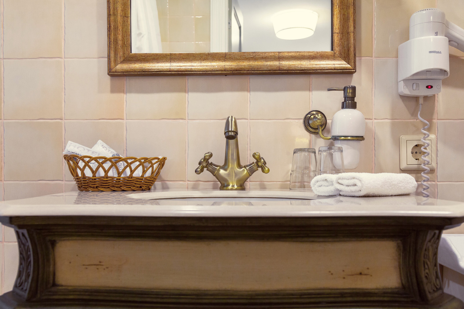 Отель Реноме