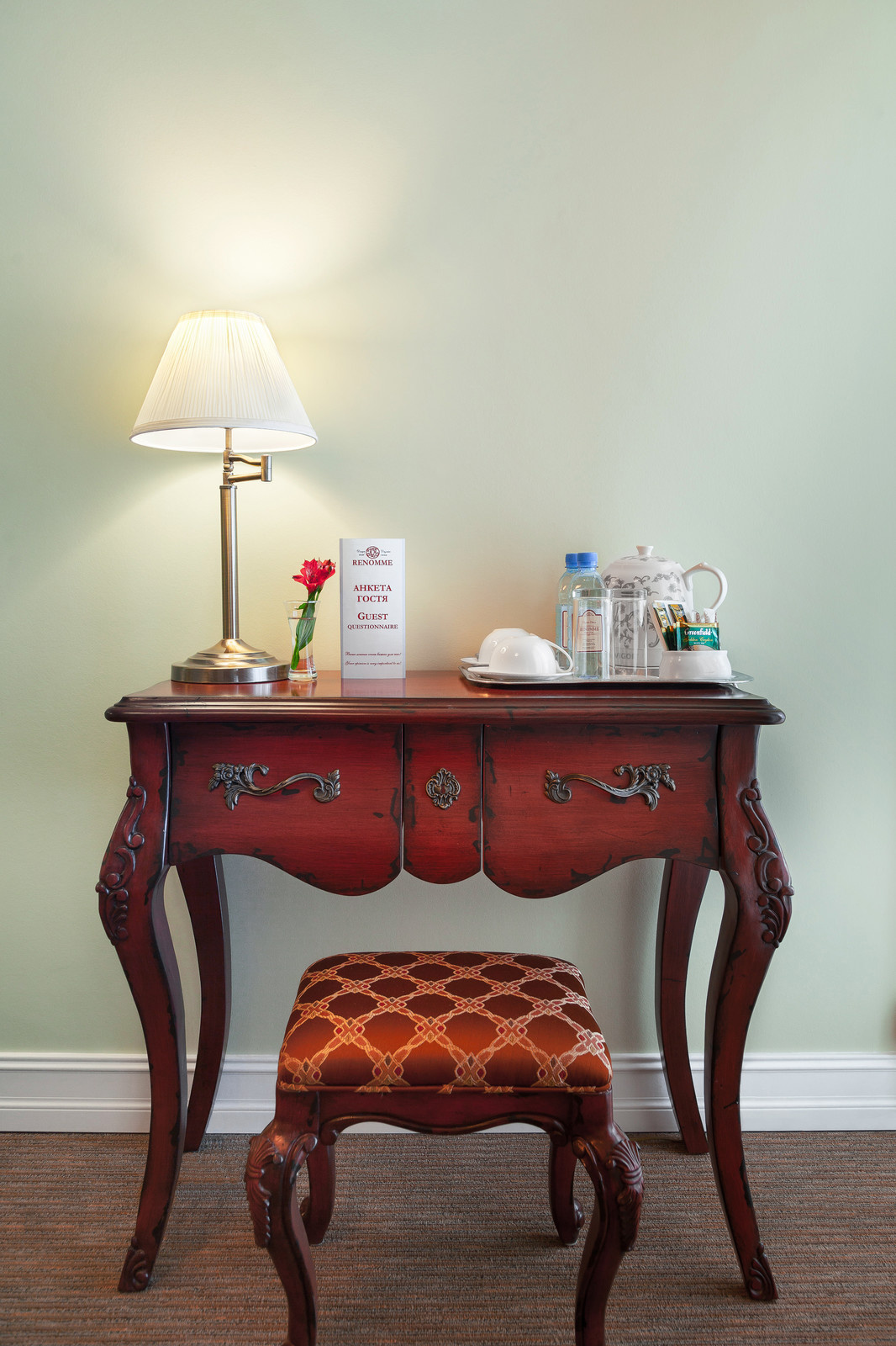 Отель Реноме